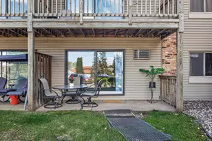 2011 E 122nd St, Burnsville, MN 55337 - Photo 23
