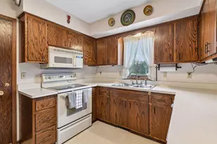 8224 Toledo Ave N, Brooklyn Park, MN 55443 - Photo 15