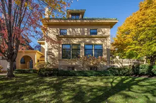 1005 Mt Curve Ave, Minneapolis, MN 55403 - Photo 9