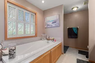 7531 E 250th St, Elko New Market, MN 55020 - Photo 11