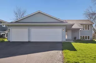 1193 Shawmut St S, Shakopee, MN 55379 - Photo 1