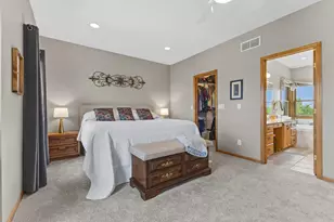 744 Theis Dr, Shakopee, MN 55379 - Photo 25