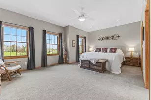 744 Theis Dr, Shakopee, MN 55379 - Photo 23
