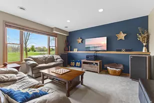 744 Theis Dr, Shakopee, MN 55379 - Photo 37