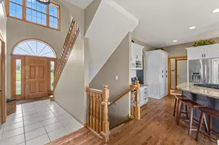 744 Theis Dr, Shakopee, MN 55379 - Photo 7