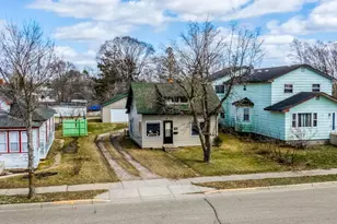 414 Scott Ave SE, Bemidji, MN 56601 - Photo 3