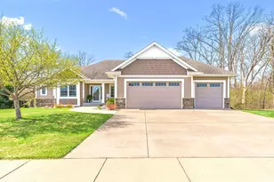 4661 382nd Dr, North Branch, MN 55056 - Photo 1