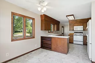 10050 Palm St NW, Coon Rapids, MN 55433 - Photo 7