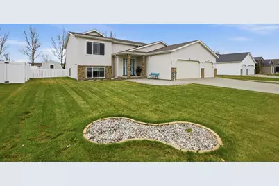 4236 38th Avenue S, Fargo, ND 58104 - Photo 1