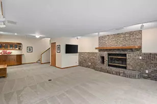 9550 Foxford Rd, Chanhassen, MN 55317 - Photo 47