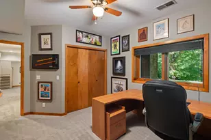 9550 Foxford Rd, Chanhassen, MN 55317 - Photo 49