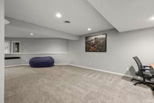1672 Windsor Dr S, Shakopee, MN 55379 - Photo 55