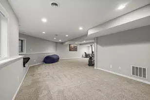 1672 Windsor Dr S, Shakopee, MN 55379 - Photo 59