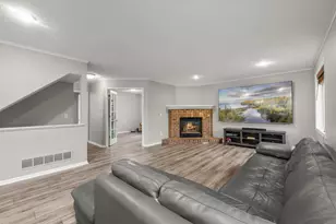 1672 Windsor Dr S, Shakopee, MN 55379 - Photo 25