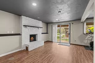 10706 Zinran Cir S, Bloomington, MN 55438 - Photo 25