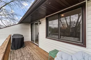 10706 Zinran Cir S, Bloomington, MN 55438 - Photo 37