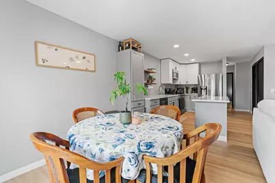 10706 Zinran Circle S, Bloomington, MN 55438 - Photo 11