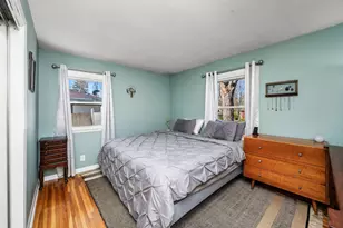 8301 Irving Ave S, Bloomington, MN 55431 - Photo 9