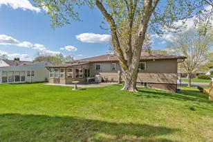 555 13th St NE, Owatonna, MN 55060 - Photo 31