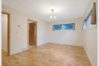 2451 Holton Street, Roseville, MN 55113 - Photo 15