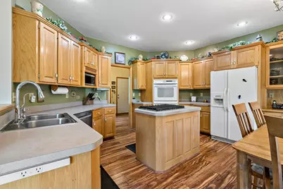 2801 87th Trail N, Brooklyn Park, MN 55443 - Photo 17