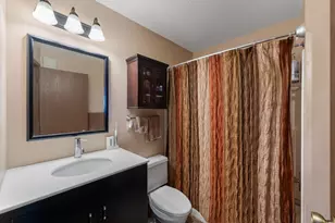 7601 W 101st St, Bloomington, MN 55438 - Photo 9