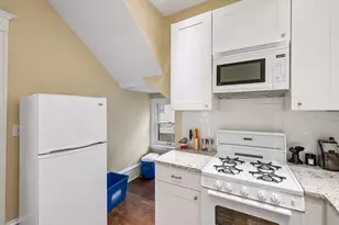 105 Milton Street S, Saint Paul, MN 55105 - Photo 13