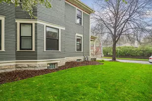 105 Milton Street S, Saint Paul, MN 55105 - Photo 41