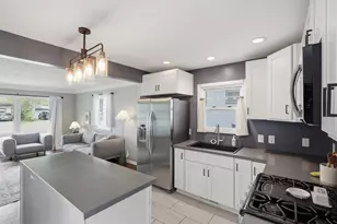 1494 Etna St, Saint Paul, MN 55106 - Photo 5
