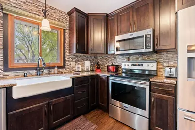 4930 Zealand Avenue N, New Hope, MN 55428 - Photo 5