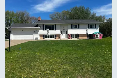 4930 Zealand Avenue N, New Hope, MN 55428 - Photo 1