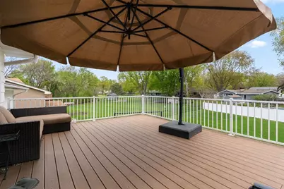 4930 Zealand Avenue N, New Hope, MN 55428 - Photo 9