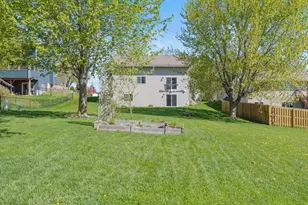 561 12th St SW, Faribault, MN 55021 - Photo 27