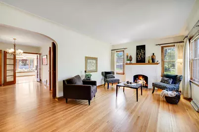 4200 Beard Avenue N, Robbinsdale, MN 55422 - Photo 5