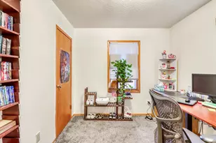 306 21st St S, Fargo,  58103 - Photo 9