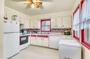 306 21st St S, Fargo,  58103 - Photo 5
