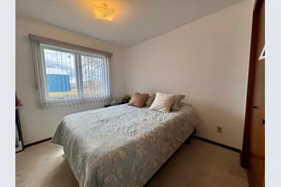 305 Lincoln Street SE, Warroad, MN 56763 - Photo 11