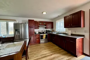 305 Lincoln St SE, Warroad, MN 56763 - Photo 5