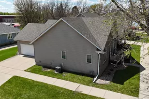 726 3rd Ave, Worthington, MN 56187 - Photo 31