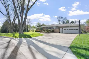 616 Elm Ave SE, Montgomery, MN 56069 - Photo 1