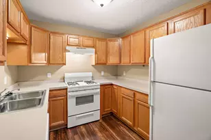 208 E Orchard St, Belle Plaine, MN 56011 - Photo 11