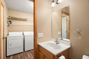 208 E Orchard St, Belle Plaine, MN 56011 - Photo 15
