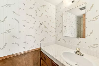 1607 Wilshire Court NE, Rochester, MN 55906 - Photo 47