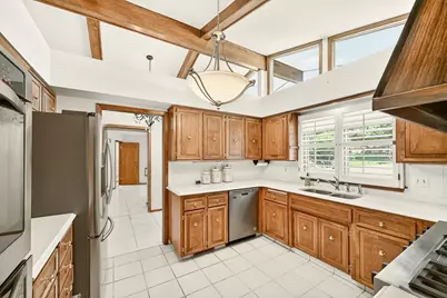1607 Wilshire Court NE, Rochester, MN 55906 - Photo 27