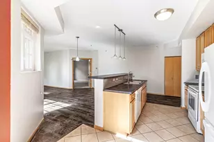 2405 39th Ave NE, Saint Paul, MN 55421 - Photo 11