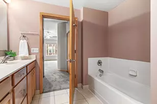 2405 39th Ave NE, Saint Paul, MN 55421 - Photo 17