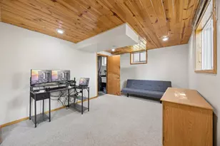 1618 McLean Ave, Saint Paul, MN 55106 - Photo 13