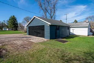 215 2nd Ave NW, Rothsay, MN 56579 - Photo 39