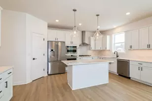 1077 Achilles Dr, Rosemount, MN 55068 - Photo 5