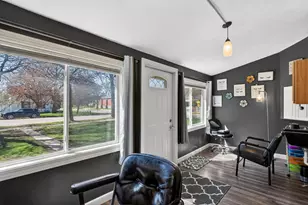 403 Lake St, Alexandria, MN 56308 - Photo 23